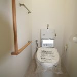 トイレ：内装・便器交換・手すり取付・段差解消